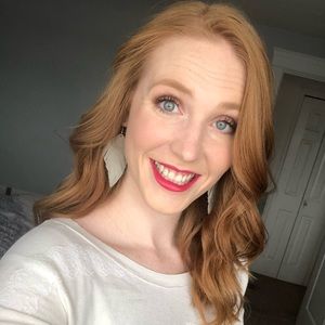 Meet your Posher, Sidnie